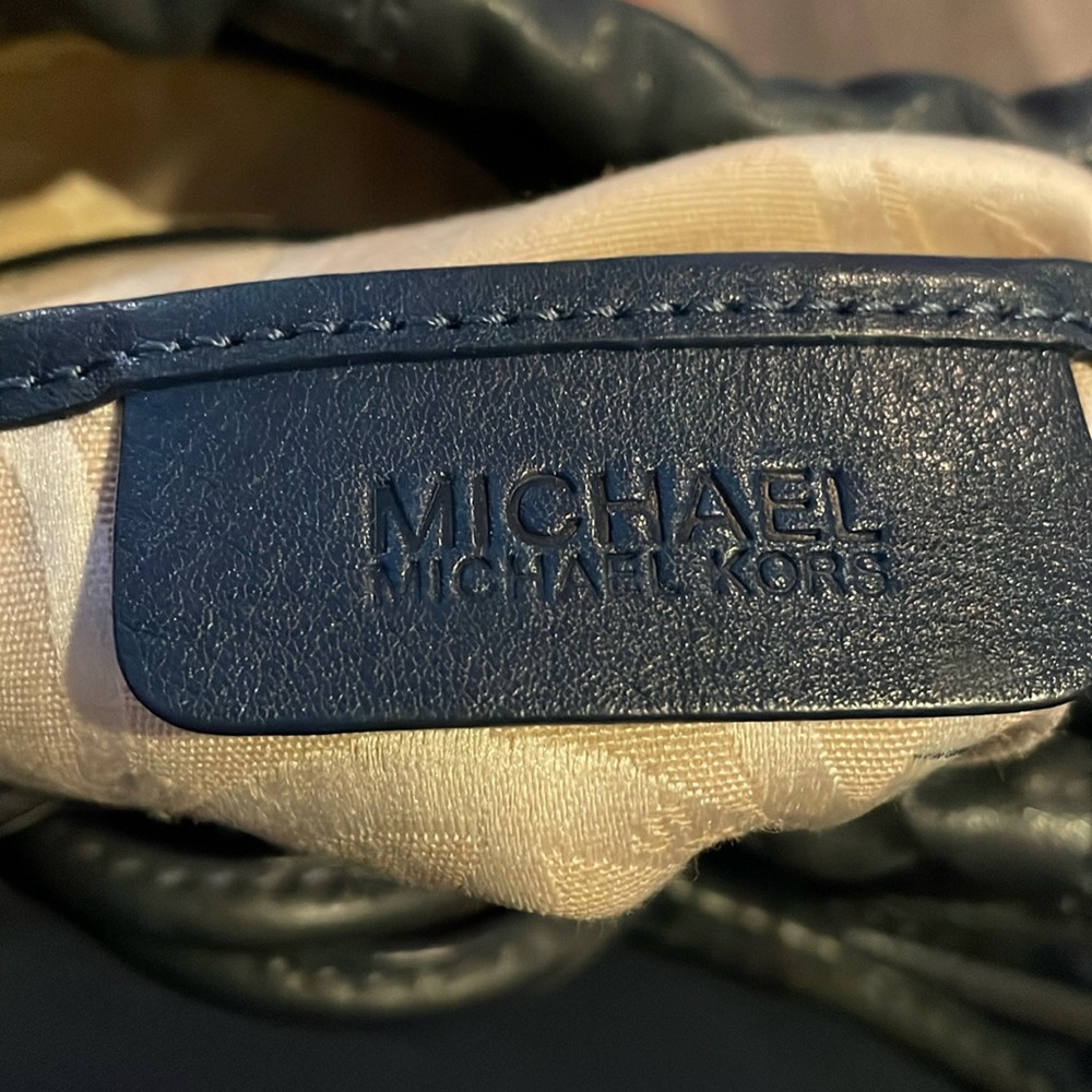 Navy blue Michael Kors, leather purse